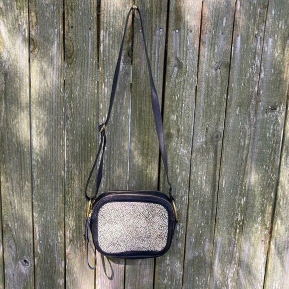 Fossil Elle Crossbody Bag Black with White Cheetah Print Cow Hide - Picture 2 of 12